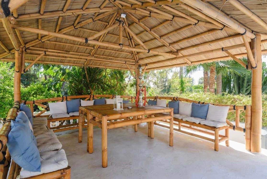 Villa Vanilla bamboo gazebo